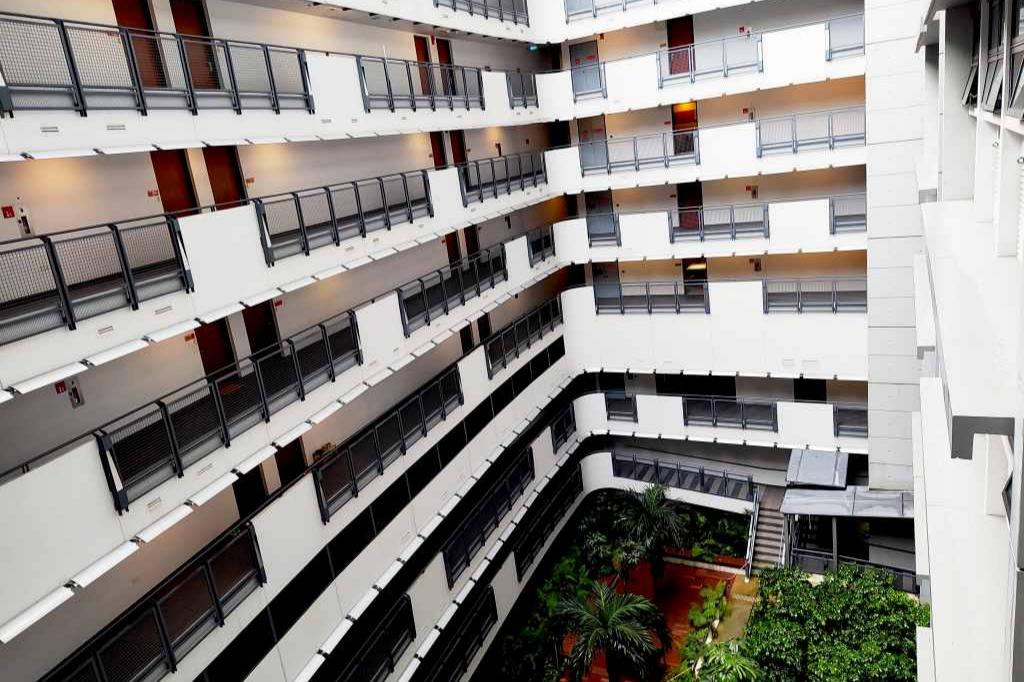 新加坡国立大学“校园酒店”明年开业！185间房能住学生学者，还能蹭泳池健身房